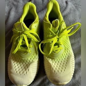 Adidas Alpha Bounce Size 7